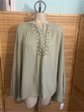 Grace & Karma long-sleeve peasant blouse embroidered flowers 3X light green
